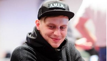 Andrej Desset prešiel cez Day 1E €300,000 GCOP EVENT #2 NLH Bounty Hunter