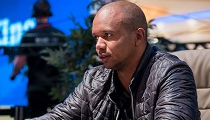 WSOPE 2019: Rozbehnutý Ivey chipleaduje €25,500 Platinum High Roller