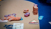 Slovenské duo cez Day 1A €300,000 GTD EPSC v King’s