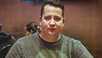 WSOP 2021: Slovák Alan Sabo medzi big stackmi $600 Pot-Limit Omaha Deepstack eventu