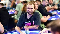 EPT Barcelona: Traja Slováci v Day 2 ESPT Main Eventu; Dávid Urban chipleaderom!