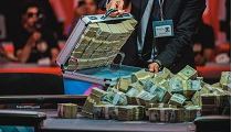 Sú neobmedzené re-entries pre poker problémom?