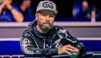 Daniel Negreanu v TOP 3 po prvom dni $10,000 Seven Card Stud Championship